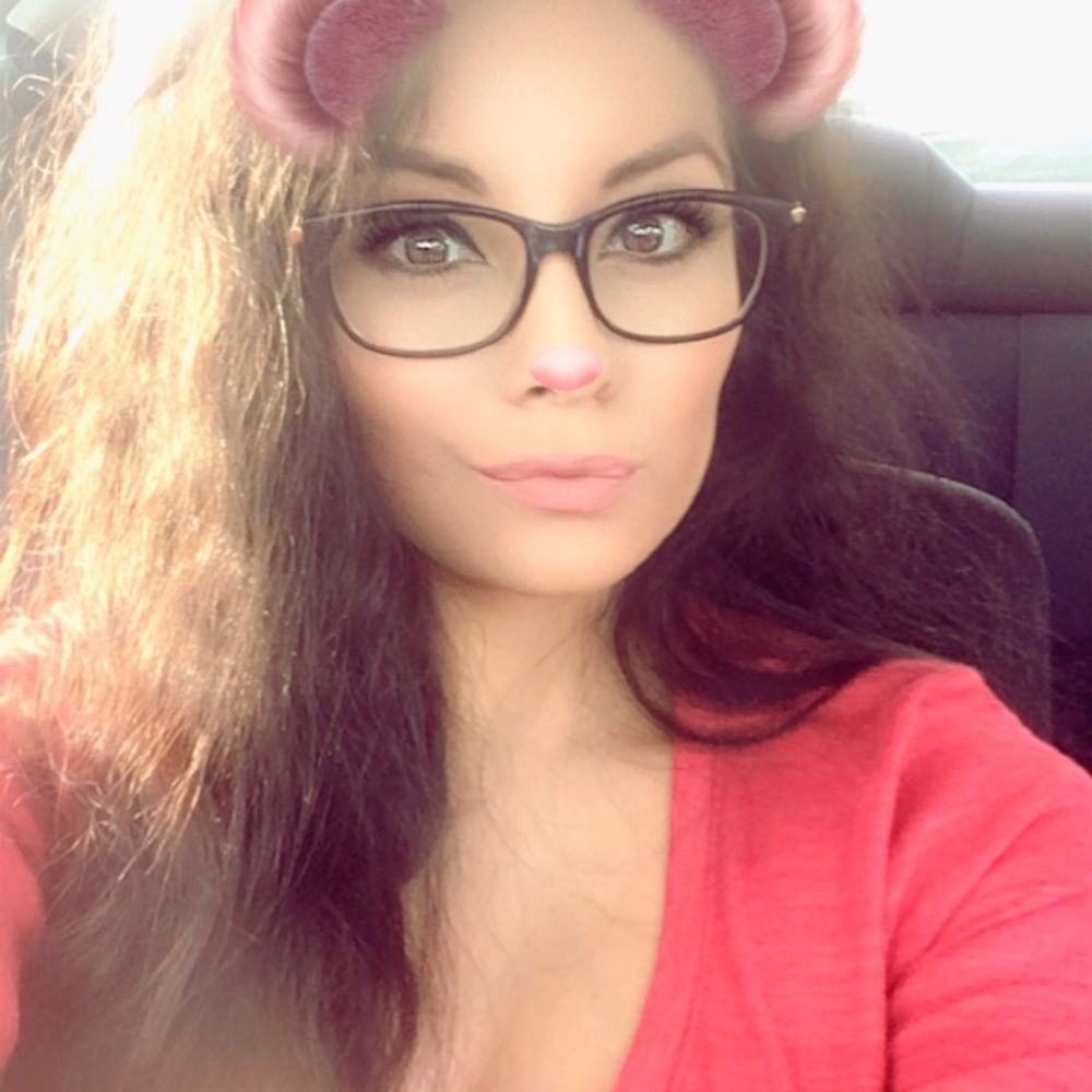 Meet your Posher, Gilda